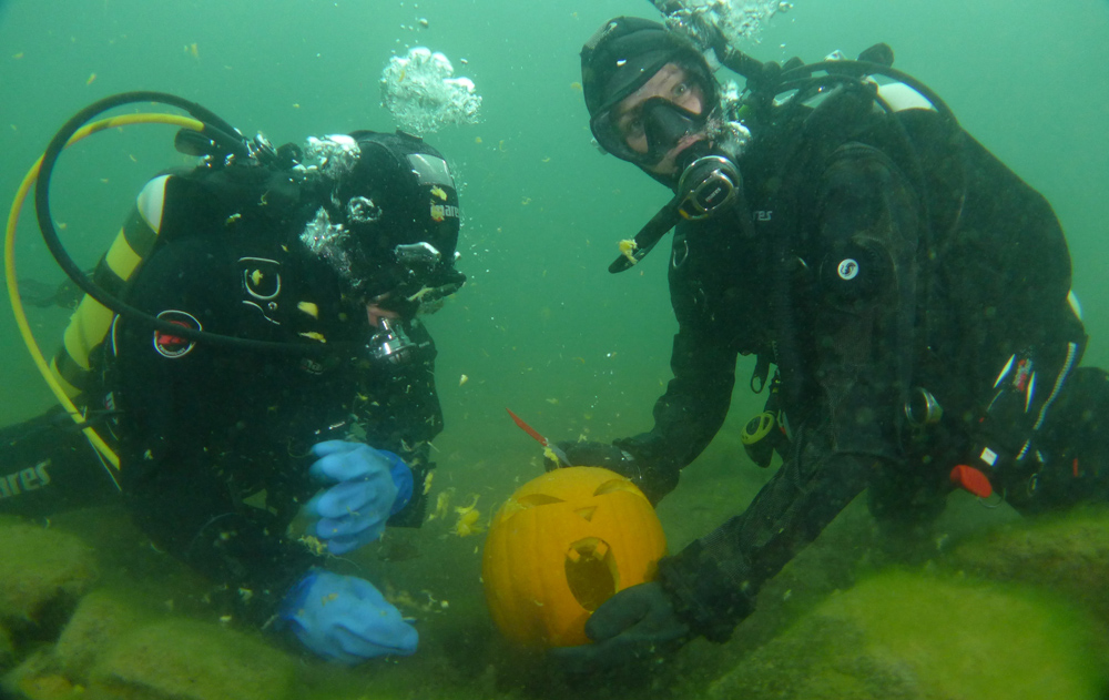 pumpadyk_atlantis_dive_college_pumpkin_dive_dykning_dykare_undervattensbilder-54